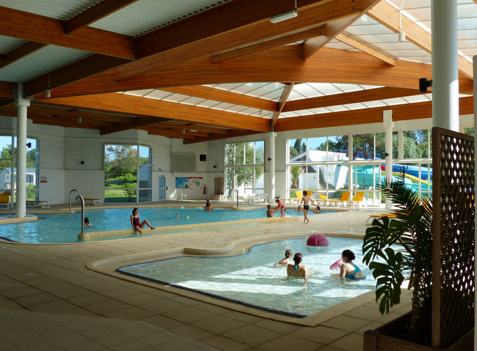Piscine-couverte